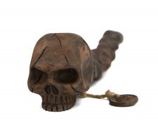 MamaJah Skull Backbone Pipe 25 cm - Waterpijp-bong.nl